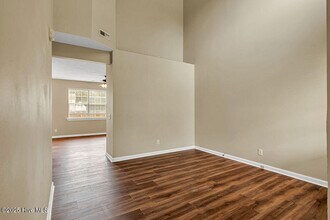 106 Briar Hollow Dr in Jacksonville, NC - Building Photo - Building Photo
