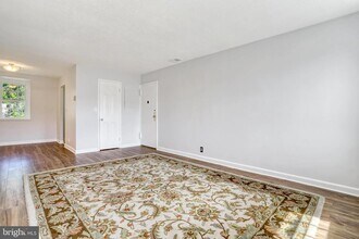 3007 S Buchanan St-Unit -C1 in Arlington, VA - Building Photo - Building Photo