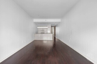 300 E 23rd St in New York, NY - Building Photo - Building Photo