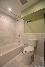131 Summer St, Unit 1 in Watertown, MA - Foto de edificio - Building Photo