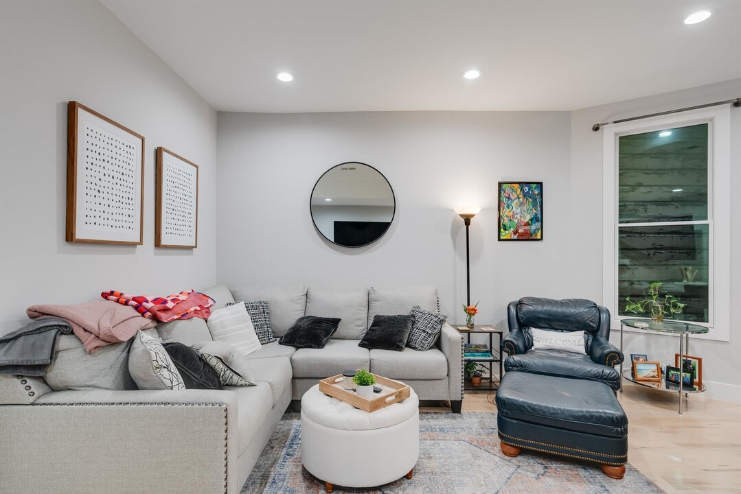 287 Webster Ave in Jersey City, NJ - Building Photo