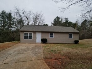 342 Mayse Rd in Forest City, NC - Foto de edificio - Building Photo