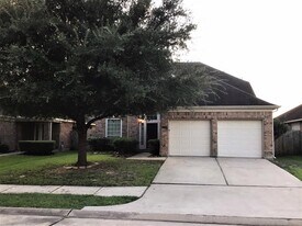 2718 Lakecrest Way Dr in Katy, TX - Building Photo