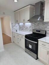 7450 Webster St in Downers Grove, IL - Building Photo - Building Photo