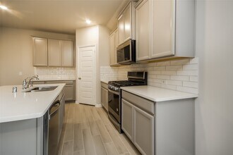 610 Ellwood Terrace Ln in Richmond, TX - Building Photo - Building Photo