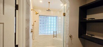 8548 Findlay St in Houston, TX - Building Photo