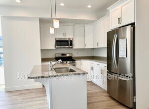 143 E Verdon Ct in Sandy, UT - Building Photo - Building Photo