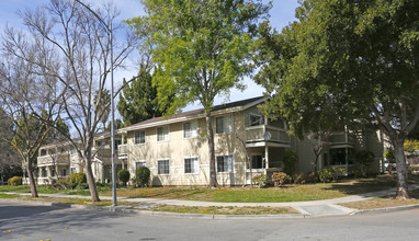 The Meadows Apartments in San Jose, CA - Building Photo - Building Photo