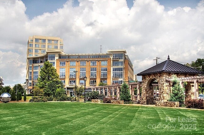 property at 1133 Metropolitan Ave