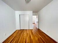 85 Wagner Pl, Unit B2 photo'