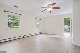 29 Walnut St in Sussex, NJ - Building Photo - Building Photo
