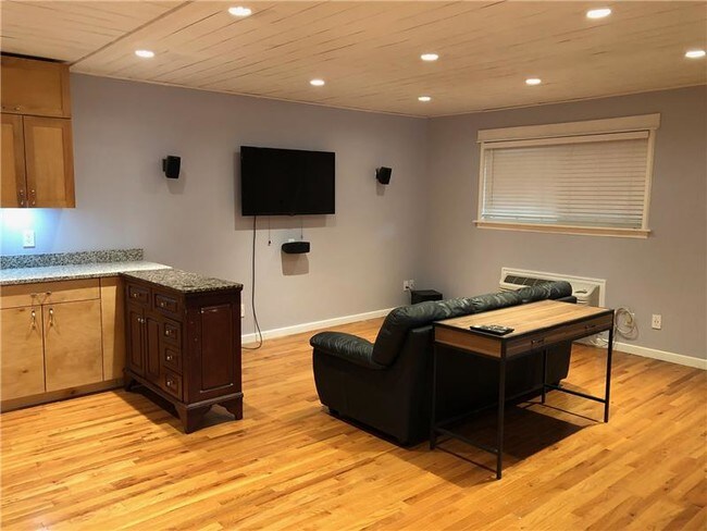 130 S Estes Dr-Unit -F-12 in Chapel Hill, NC - Building Photo - Building Photo