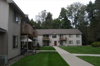 Pine Grove Terrace in Allegan, MI - Building Photo - Building Photo