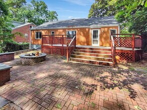 1457 Clairmont Rd in Decatur, GA - Building Photo - Building Photo