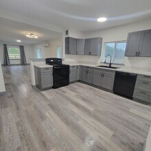 30902 State Rte 20 in Sedro Woolley, WA - Building Photo - Building Photo