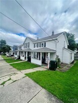 89-93-93 E 5th St in Oswego, NY - Building Photo