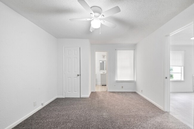property at 806 E Emily Ave