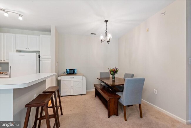 12016 Amber Ridge Cir in Germantown, MD - Building Photo - Building Photo