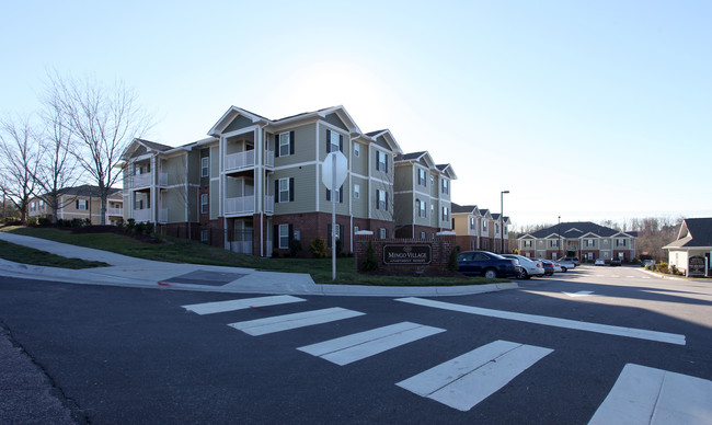 Mingo Village Apartments in Knightdale, NC - Foto de edificio - Building Photo