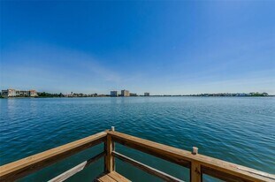 6104 Palma Del Mar Blvd S, Unit 605 in St. Petersburg, FL - Building Photo