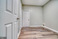 530 N Curley St photo'