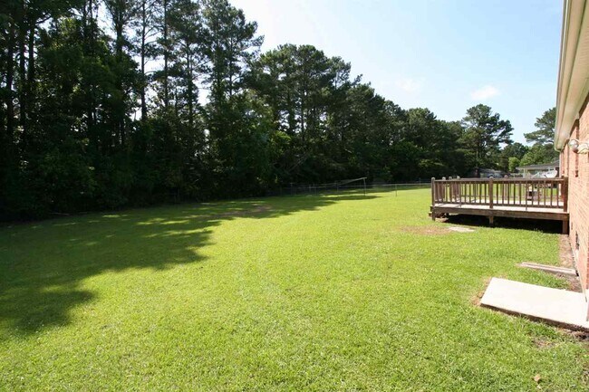 1214 Brynn Marr Rd in Jacksonville, NC - Building Photo - Building Photo