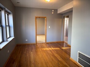 45 N Paulina St in Chicago, IL - Building Photo - Building Photo