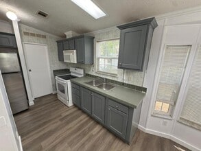 3000 Clarcona Rd in Apopka, FL - Building Photo - Building Photo