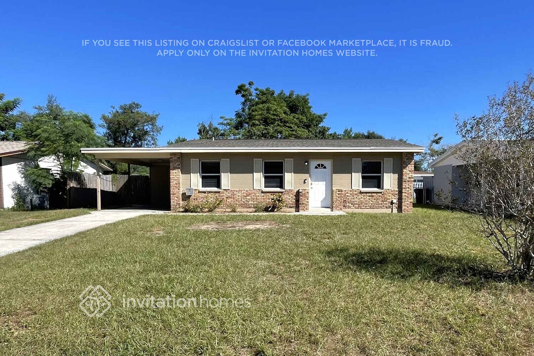 7020 Aspen Ave in Tampa, FL - Building Photo