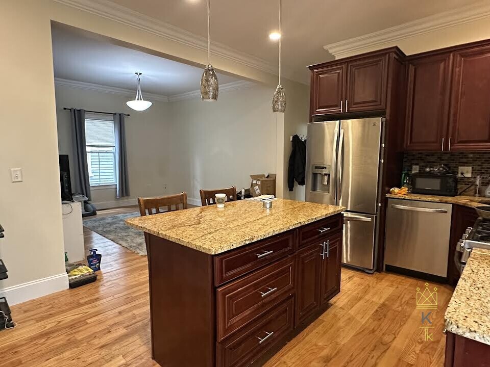 926 Dorchester Ave in Boston, MA - Building Photo