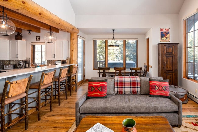 7 Gambler Dr in Big Sky, MT - Building Photo - Building Photo