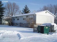 810 Springer Ave Apartments