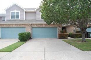 7108 Wolfmont Ln in Plano, TX - Building Photo