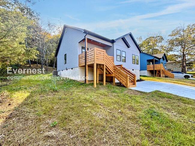 property at 1852 Wilberforce St