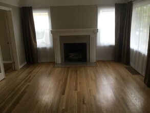 1802 N Willamette Blvd in Portland, OR - Building Photo - Building Photo