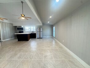 17302 Mathis Rd in Waller, TX - Building Photo - Building Photo