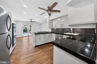 73 G St SW in Washington, DC - Building Photo