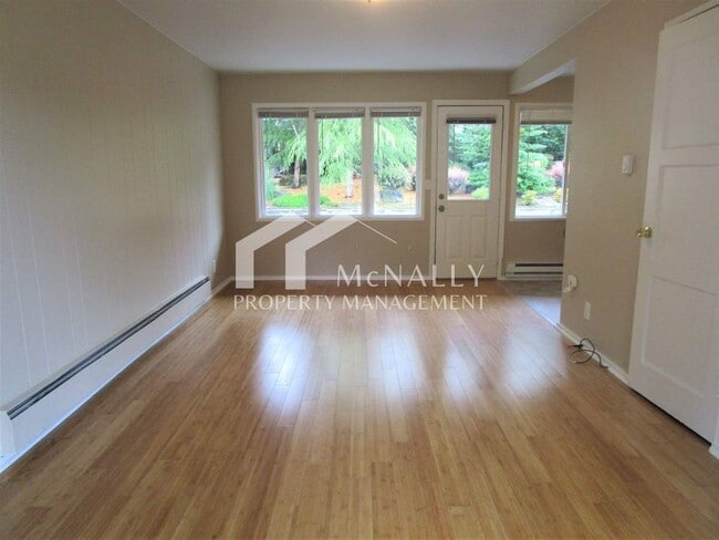 3217 Tarabochia St in Gig Harbor, WA - Building Photo - Building Photo