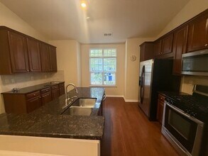 7850 Cape Charles Dr in Raleigh, NC - Building Photo - Building Photo