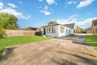 2914 Wheeler Ave in Houston, TX - Building Photo - Building Photo