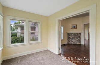 2715 N Penn Ave in Minneapolis, MN - Building Photo - Building Photo