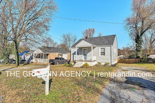 3911 Michigan Ave NW in Roanoke, VA - Building Photo - Building Photo