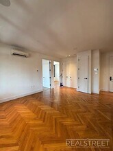 2 Bed 1 bath - Luxury building -, Unit 406 in Brooklyn, NY - Building Photo - Building Photo