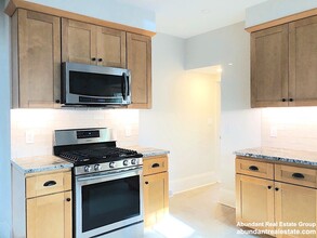 19 Creighton St, Unit 2-Second FL FT in Cambridge, MA - Building Photo - Building Photo