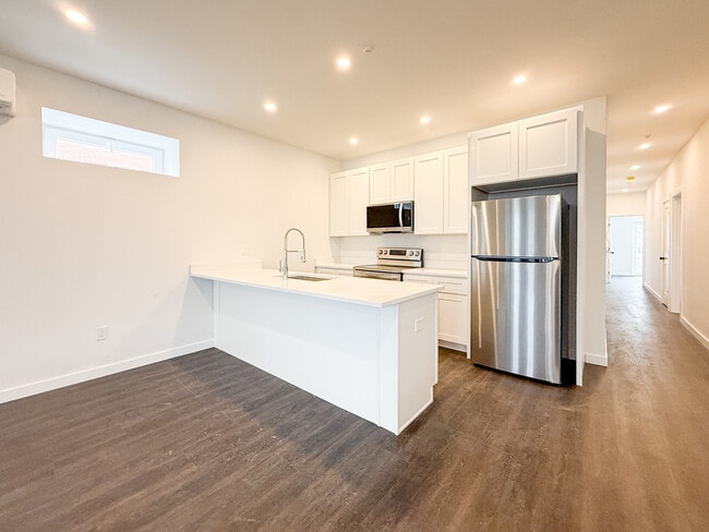 67 Perrin St, Unit 1, Unit 1