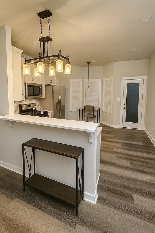 Room in House on Lindsey Dr in Decatur, GA - Building Photo - Building Photo