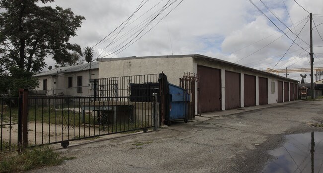 263-265 W G St in Colton, CA - Foto de edificio - Building Photo