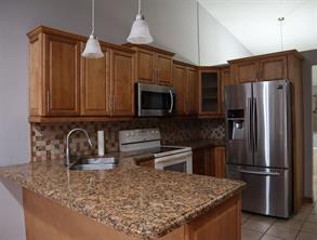 5891 W 21st Ct in Hialeah, FL - Foto de edificio