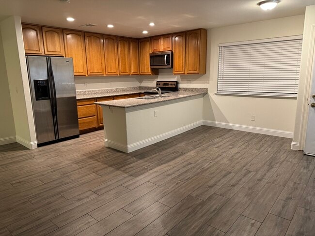 4141 Apostolo Cir, Unit 4