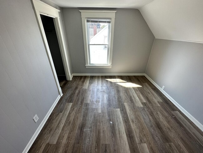 property at 1212 Bluff St